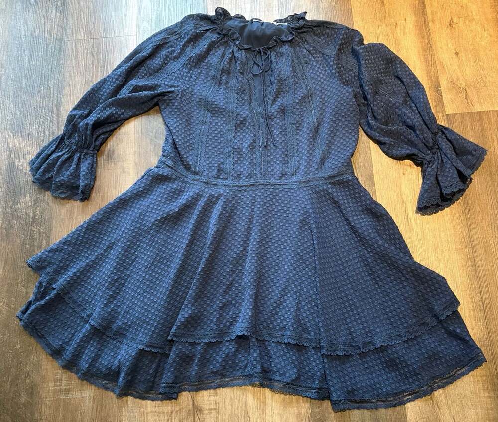 Alice + Olivia Joanne Dress Size 8 Navy Blue Tiered Ruffle - Picture 2 of 5